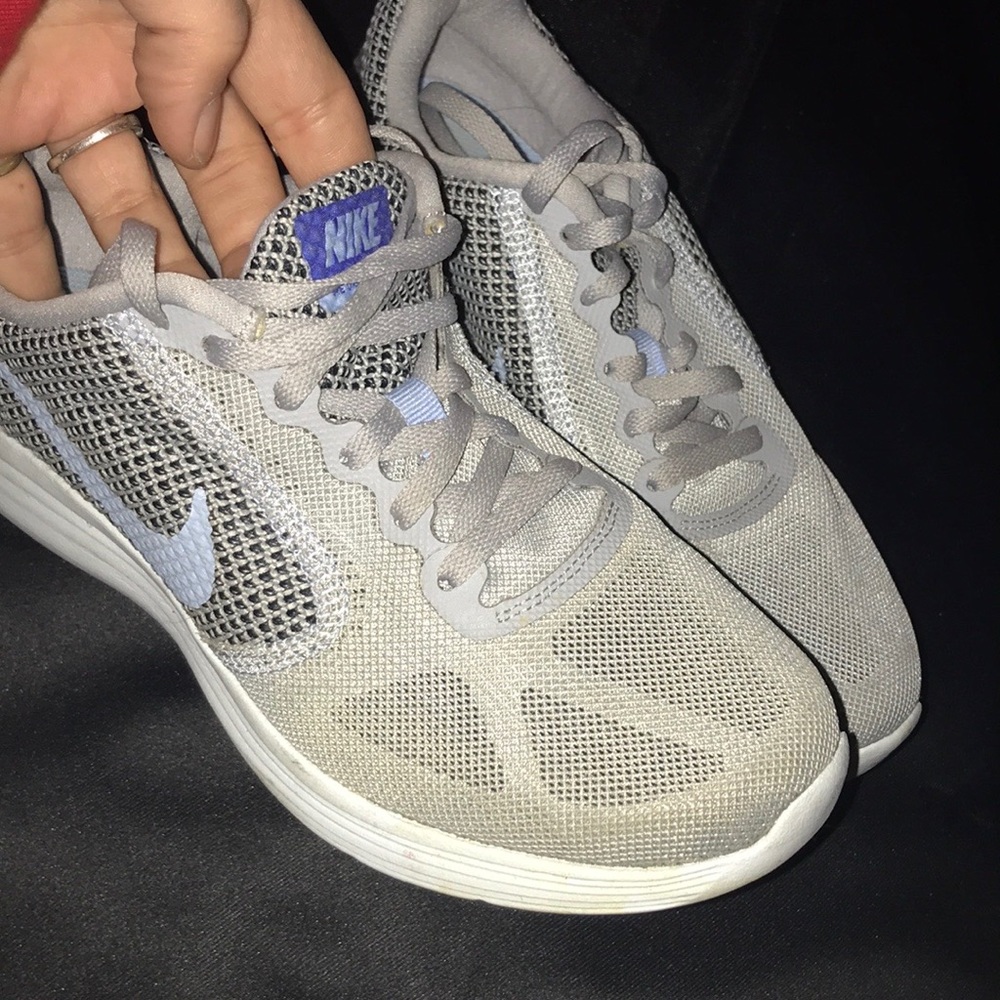 Nike Revolution 3